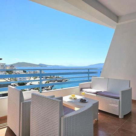 Celin Apartment Sarandë Esterno foto
