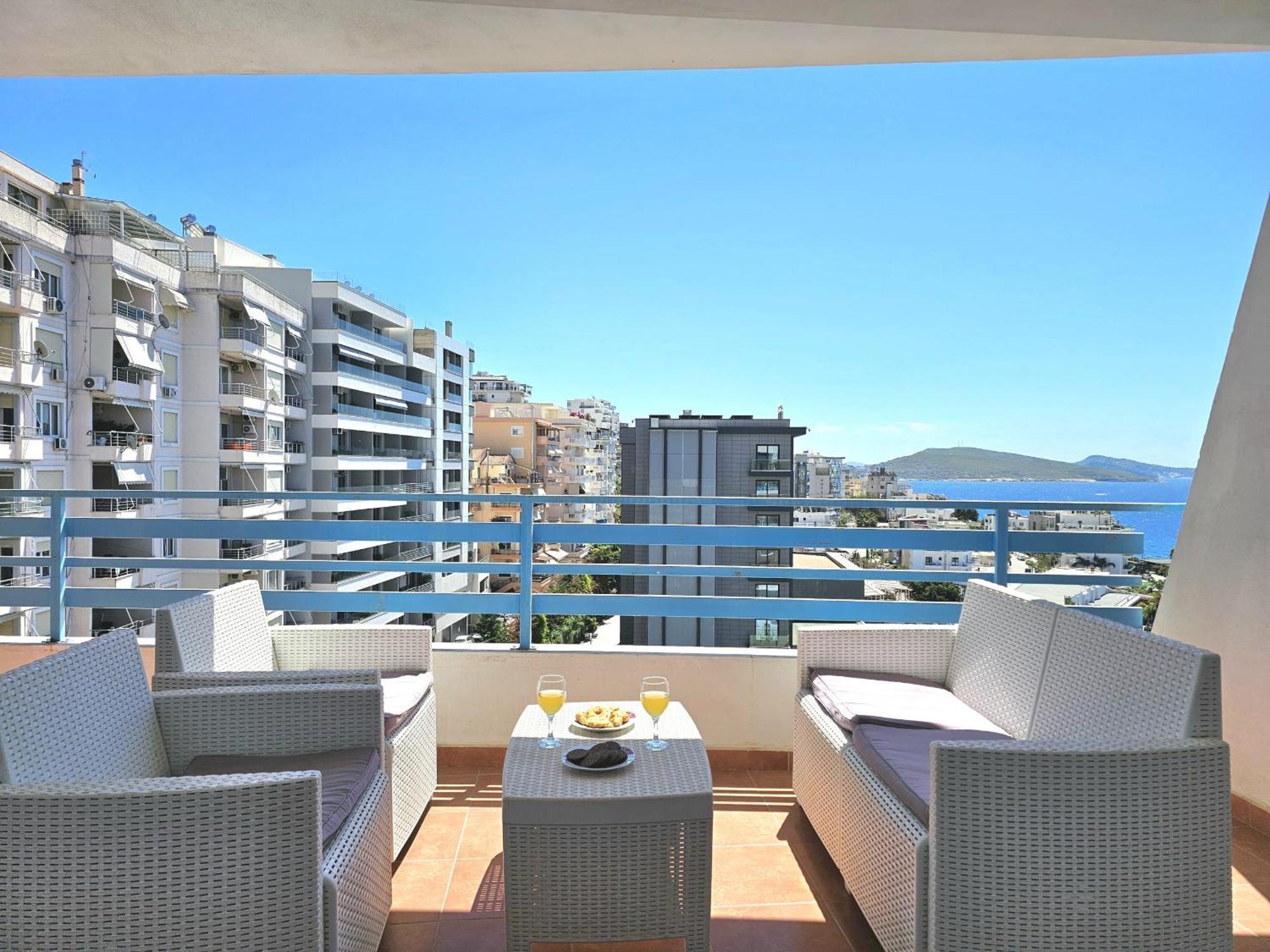 Celin Apartment Sarandë Esterno foto