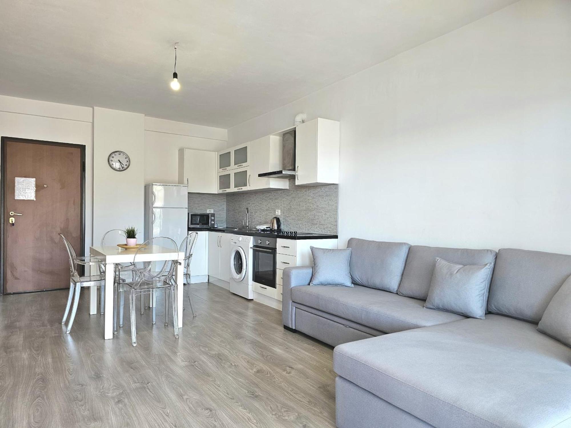 Celin Apartment Sarandë Esterno foto