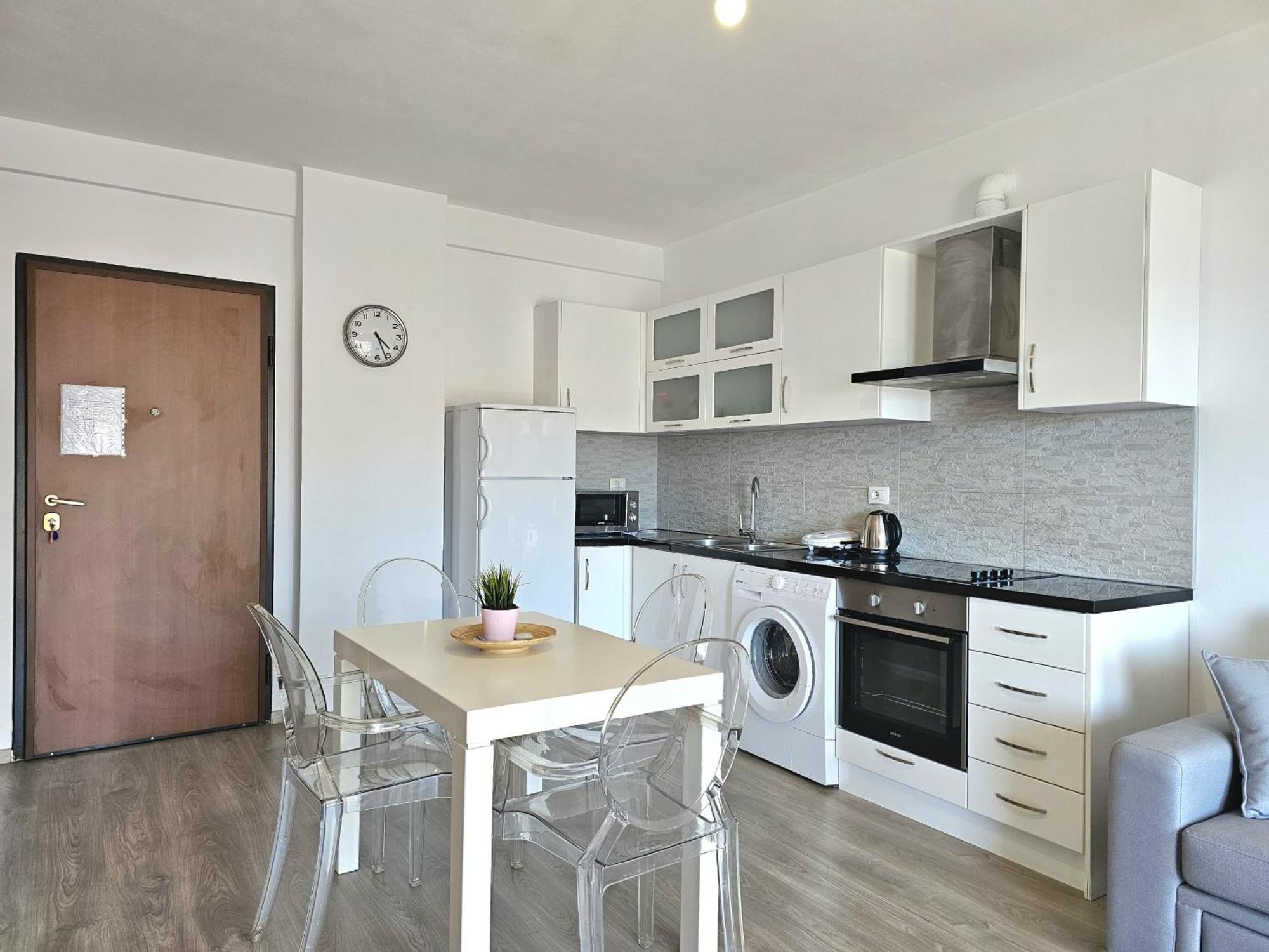Celin Apartment Sarandë Esterno foto