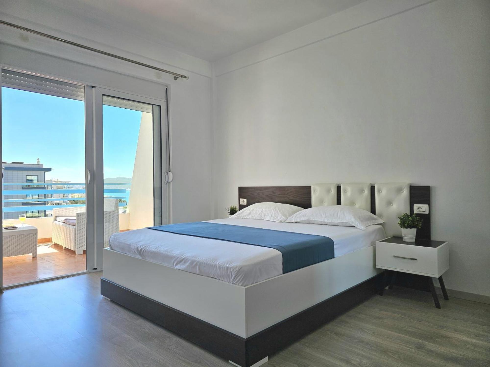Celin Apartment Sarandë Esterno foto