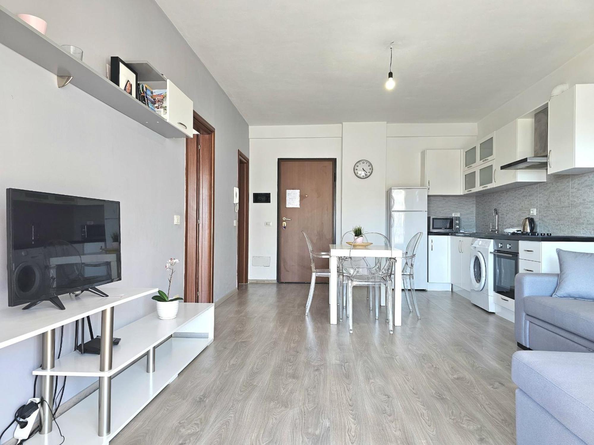 Celin Apartment Sarandë Esterno foto