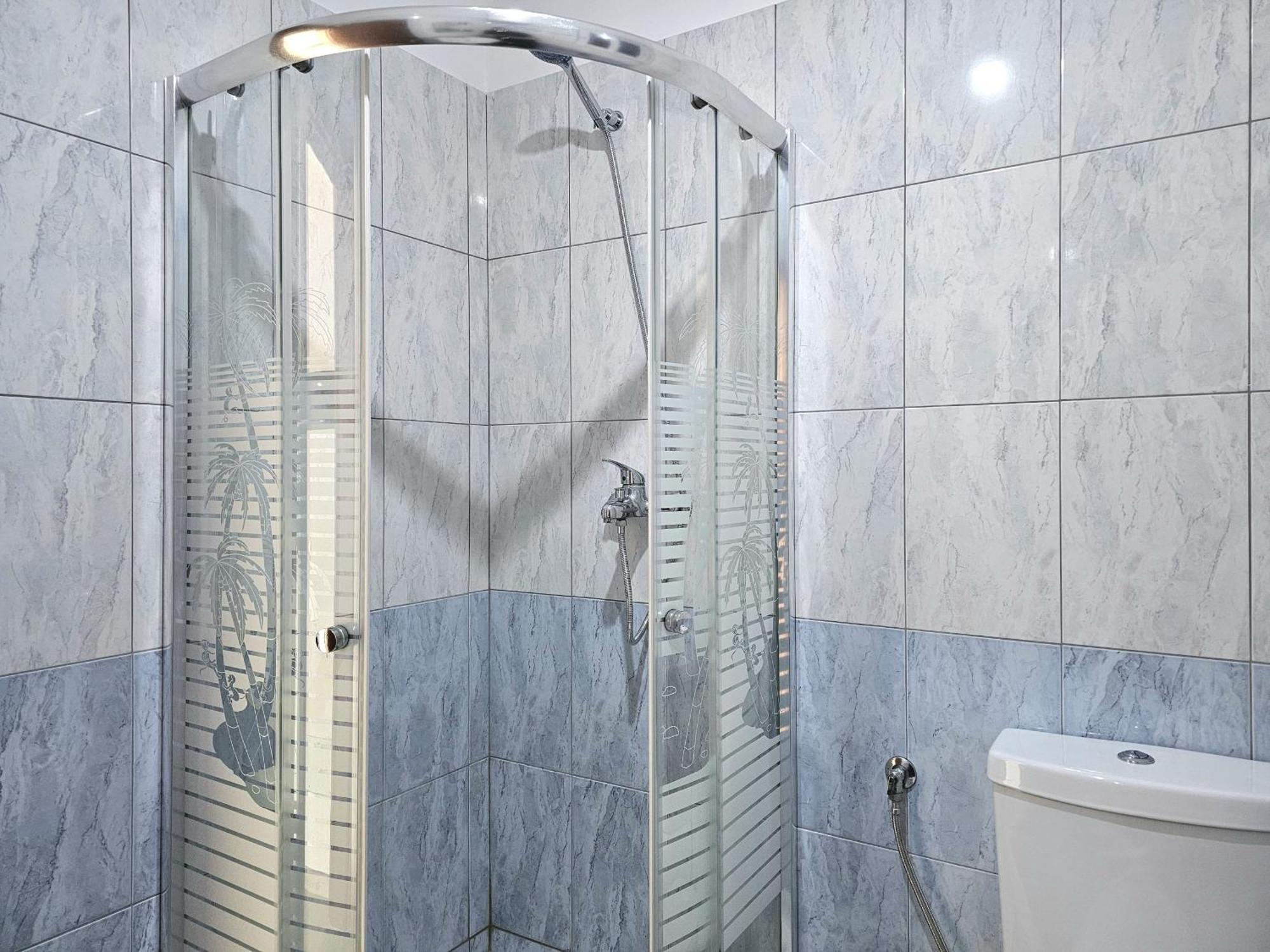 Celin Apartment Sarandë Esterno foto