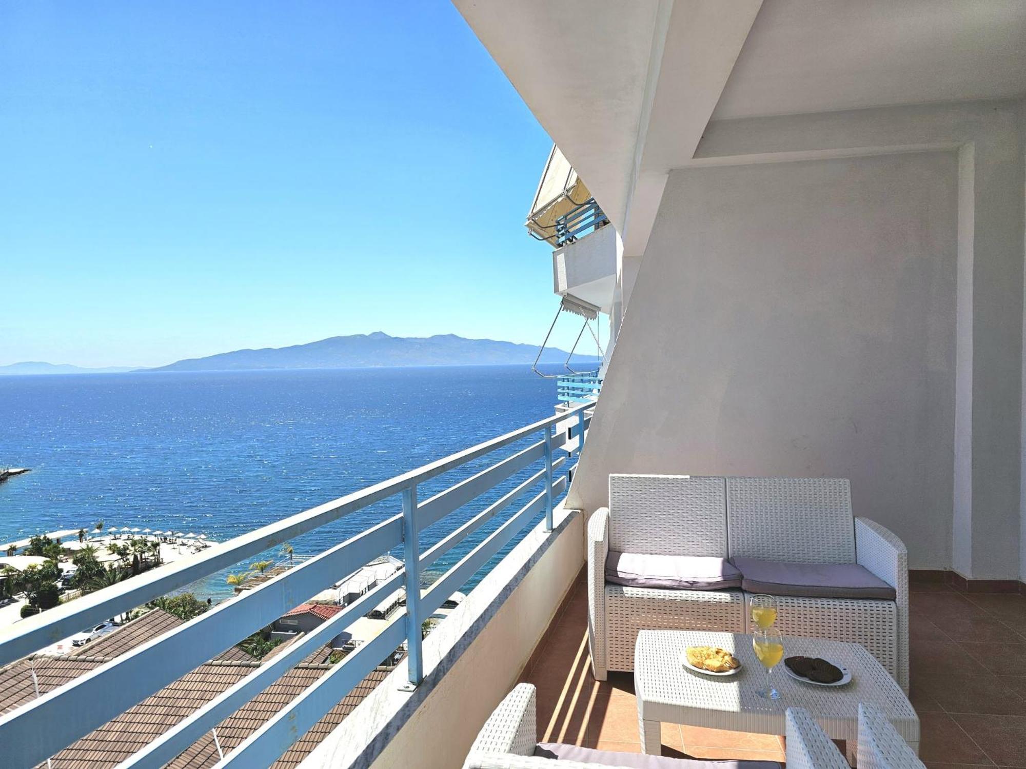 Celin Apartment Sarandë Esterno foto
