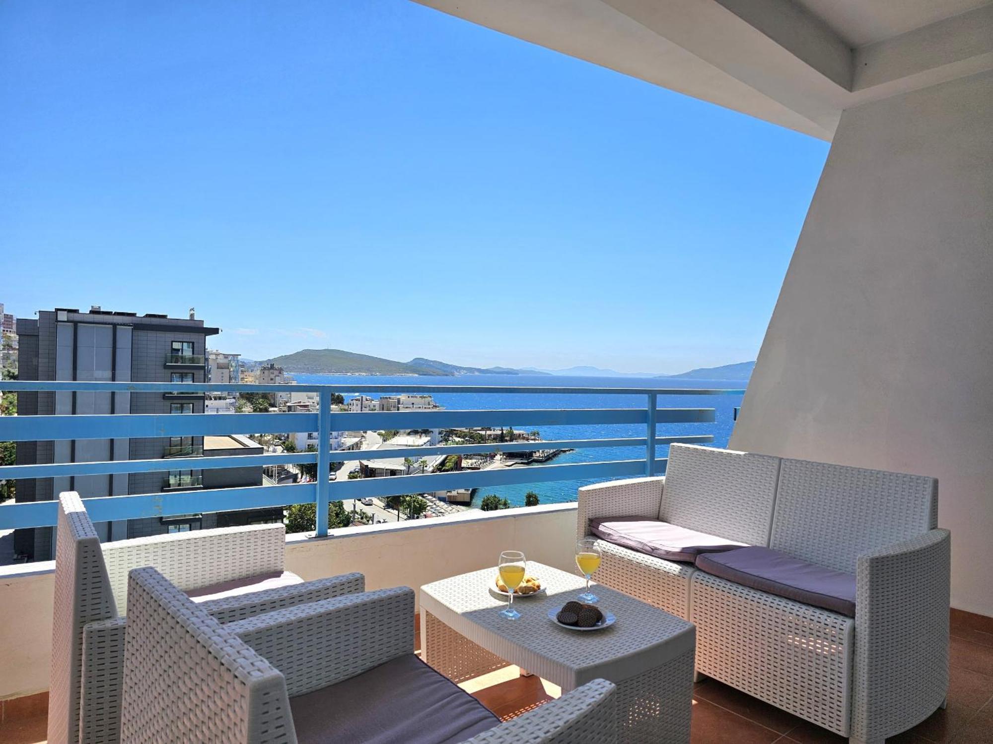 Celin Apartment Sarandë Esterno foto